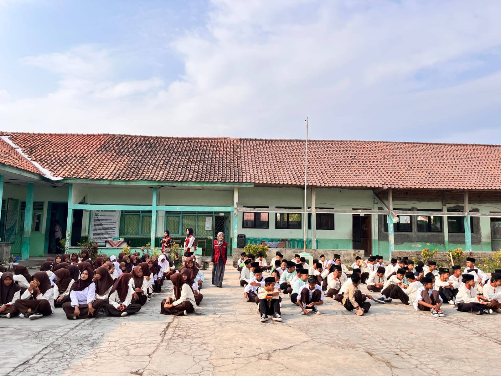MTs Al-Ikhlas Mayung