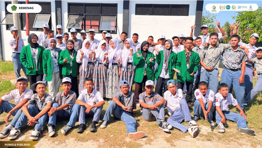 KKN Kelompok 45 UIN Siber Cirebon Perkuat Karakter Remaja melalui Literasi Bimbingan dan Konseling di SMKN 1 Gunung Jati