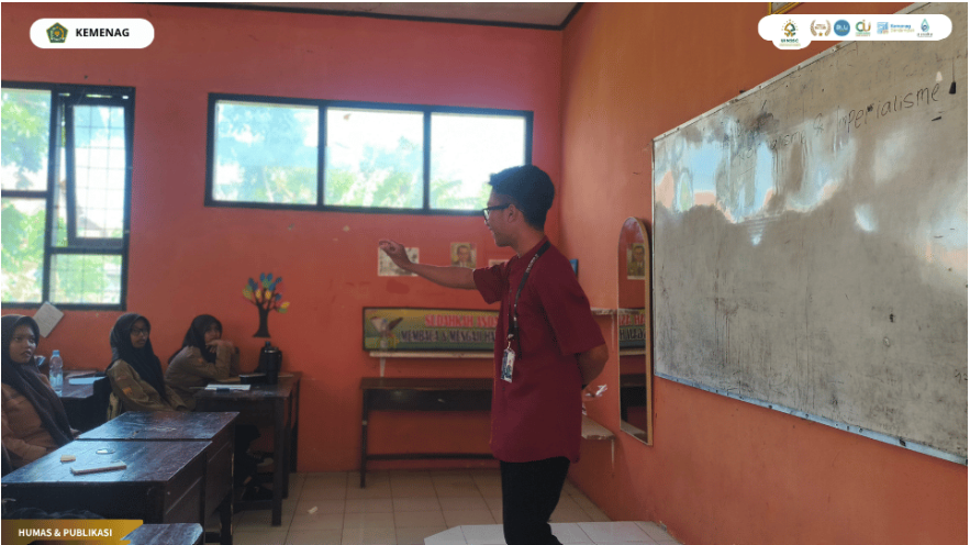 KKN Kelompok 45 UIN Siber Syekh Nurjati Cirebon Bangun Kolaborasi dengan SDN 1 Mayung untuk Sukseskan Program Pengabdian